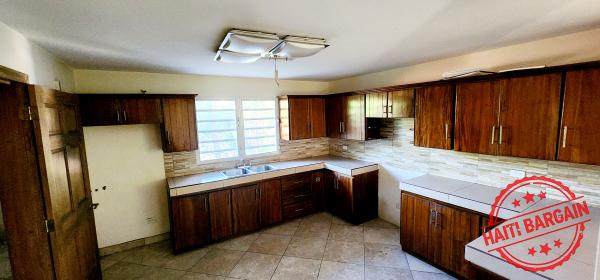 MAISON A LOUER - ZONE:  MORNE CALVAIRE