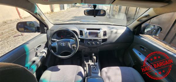 2012 TOYOTA HILUX