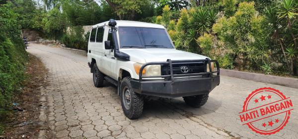 2008 TOYOTA LAND CRUISER