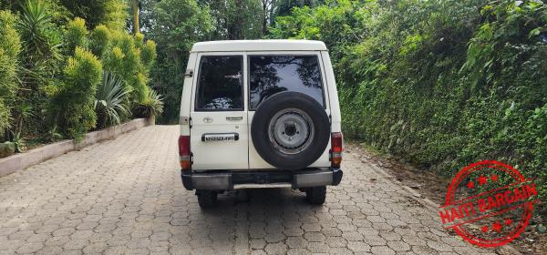 2008 TOYOTA LAND CRUISER