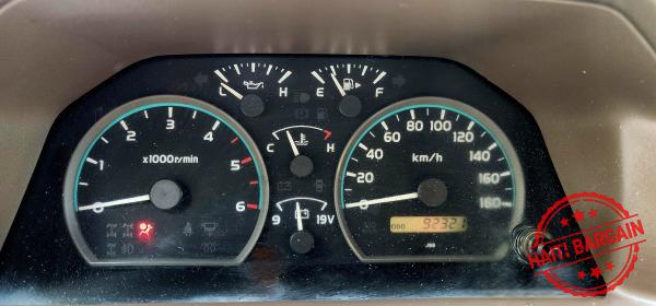 2011 TOYOTA LAND CRUISER