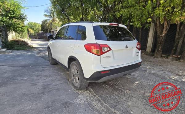 2017 SUZUKI VITARA