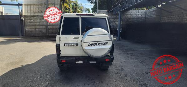 2022 TOYOTA LAND CRUISER BLINDÉ