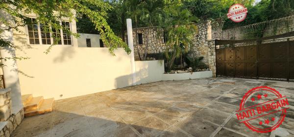 MAISON A  LOUER - ZONE: PUIT BLAIN