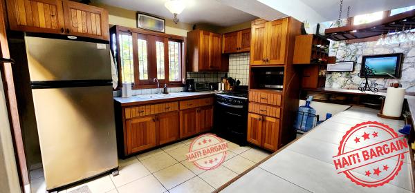 MAISON A VENDRE, ZONE: FERMATHE