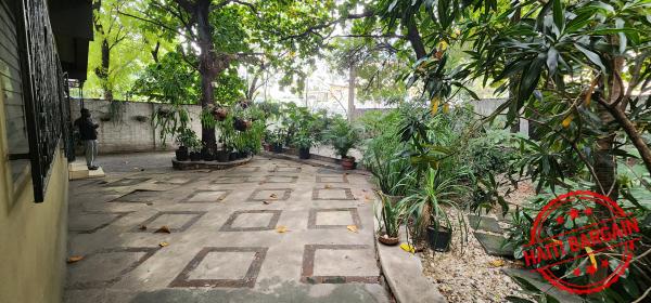 MAISON A VENDRE, ZONE: HAUT ROUTE DE FRÈRE