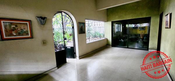 MAISON A VENDRE, ZONE: HAUT ROUTE DE FRÈRE