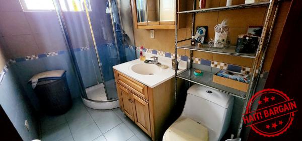 MAISON A VENDRE, ZONE: HAUT ROUTE DE FRÈRE