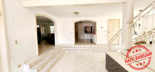 MAISON A VENDRE, ZONE: HAUT ROUTE DE FRÈRE