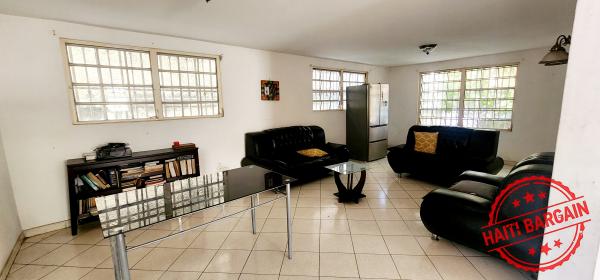 MAISON A VENDRE, ZONE: HAUT ROUTE DE FRÈRE