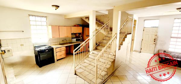 MAISON A VENDRE, ZONE: HAUT ROUTE DE FRÈRE