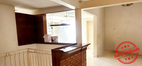 MAISON A VENDRE, ZONE: HAUT ROUTE DE FRÈRE