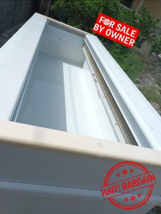 OPEN FREEZER 44 CUFT