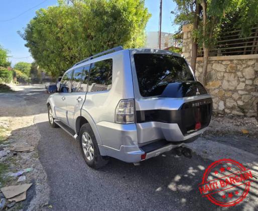 2016 MITSUBISHI MONTERO DID