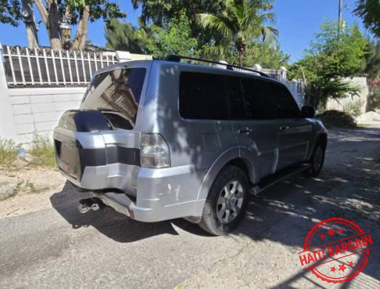 2016 MITSUBISHI MONTERO DID