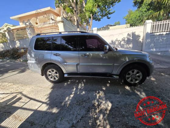 2016 MITSUBISHI MONTERO DID