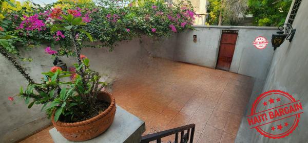 COMPLEXE D'APPARTEMENT A VENDRE, ZONE: DELMAS