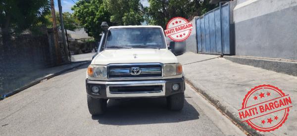 2012 TOYOTA LAND CRUISER LX BLINDÉ