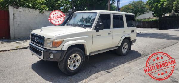 2012 TOYOTA LAND CRUISER LX BLINDÉ