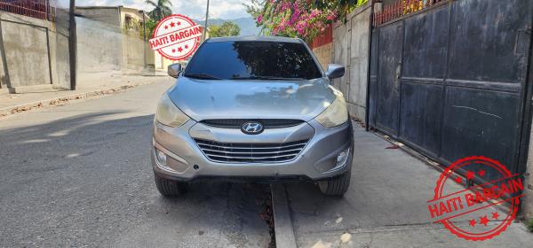 2011 HYUNDAI TUCSON