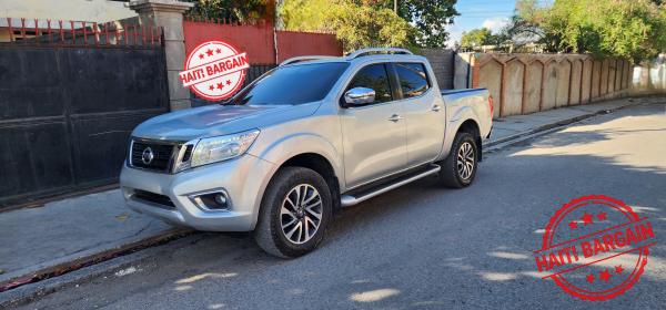 2019 NISSAN FRONTIER LE