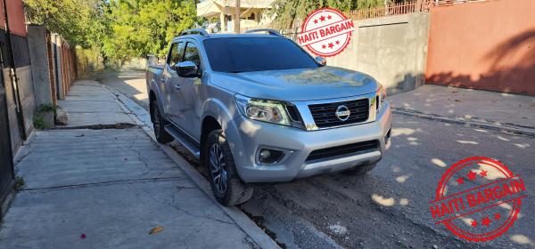 2019 NISSAN FRONTIER LE