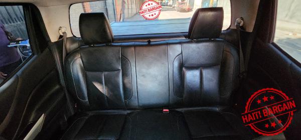 2019 NISSAN FRONTIER LE