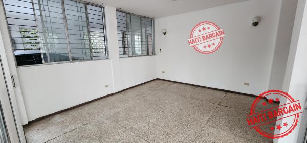 ESPACE COMMERCIAL A LOUER - ZONE: PETION-VILLE