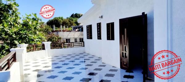 APPARTEMENT A LOUER - ZONE: PEGUY-VILLE