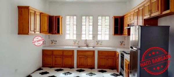 APPARTEMENT A LOUER - ZONE: PEGUY-VILLE