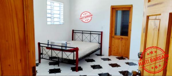 APPARTEMENT A LOUER - ZONE: PEGUY-VILLE