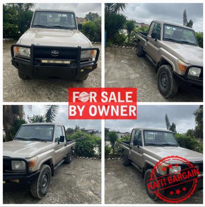 2012 TOYOTA LAND CRUISER PICKUP