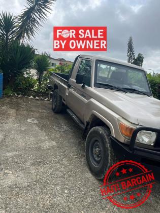 2012 TOYOTA LAND CRUISER PICKUP