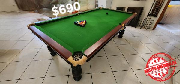 POOL TABLE