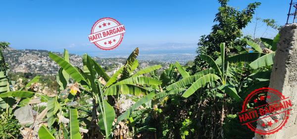 TERRAIN A VENDRE - ZONE: PELERIN 3