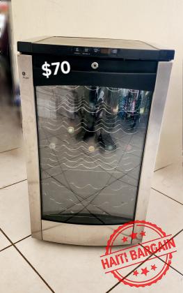 WINE COOLER REFRIGERATOR