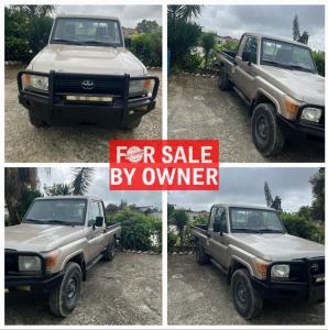 2012 TOYOTA LAND CRUISER PICKUP