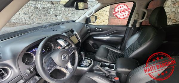 2022 NISSAN FRONTIER LE