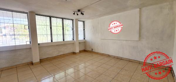 ESPACE COMMERCIAL A LOUER - ZONE: DELMAS 77