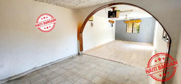 ESPACE COMMERCIAL A LOUER - ZONE: DELMAS 77