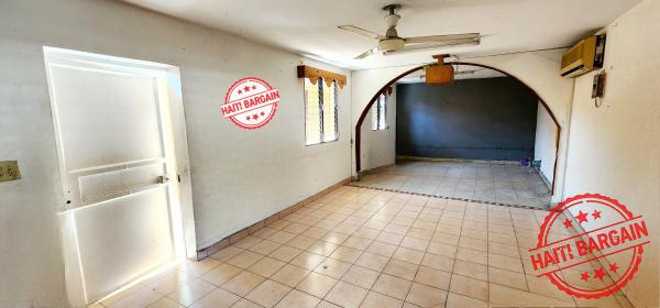 ESPACE COMMERCIAL A LOUER - ZONE: DELMAS 77