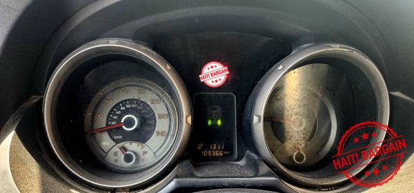 2010 MITSUBISHI MONTERO