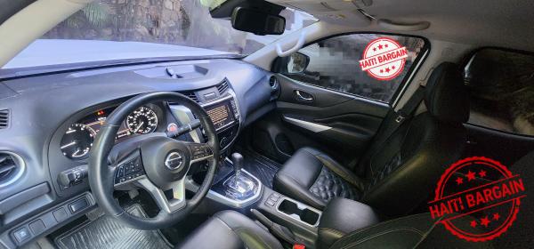 2022 NISSAN FRONTIER LE