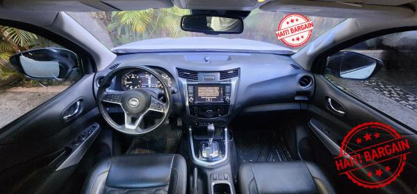 2022 NISSAN FRONTIER LE