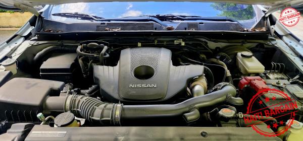 2022 NISSAN FRONTIER LE