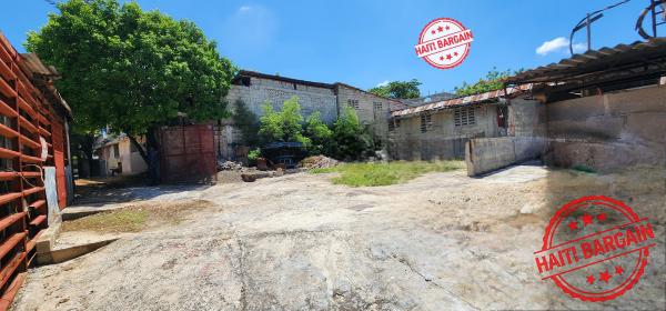 IMMEUBLE COMMERCIAL A VENDRE - ZONE: DELMAS 33
