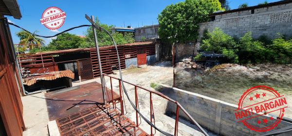 IMMEUBLE COMMERCIAL A VENDRE - ZONE: DELMAS 33