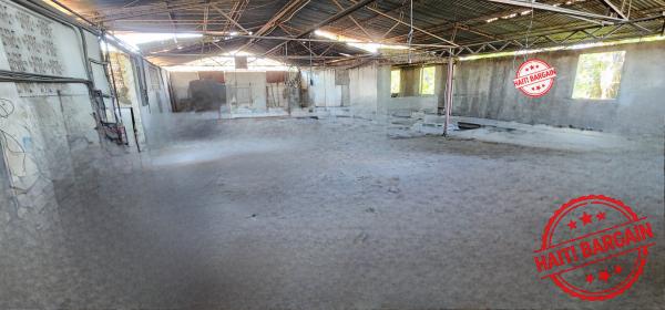 IMMEUBLE COMMERCIAL A VENDRE - ZONE: DELMAS 33