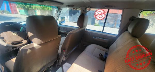 2011 TOYOTA LAND CRUISER