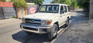 2011 TOYOTA LAND CRUISER